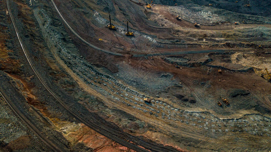 露天礦山開采圖與礦山開采概述